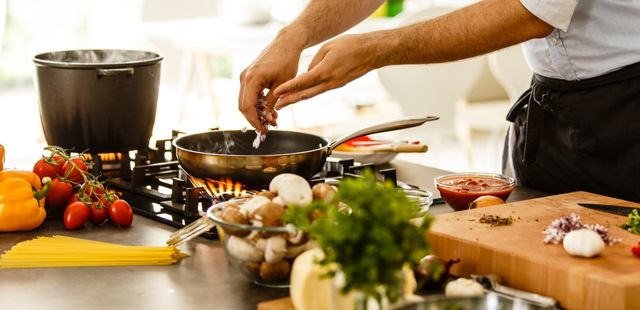 7 Essential Cooking Skills That Every Cook Should Know  