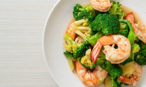 garlic shrimp and broccoli healthy-dinner-recipes