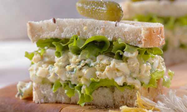 healthy sandwich recipes egg-salad-sandwich