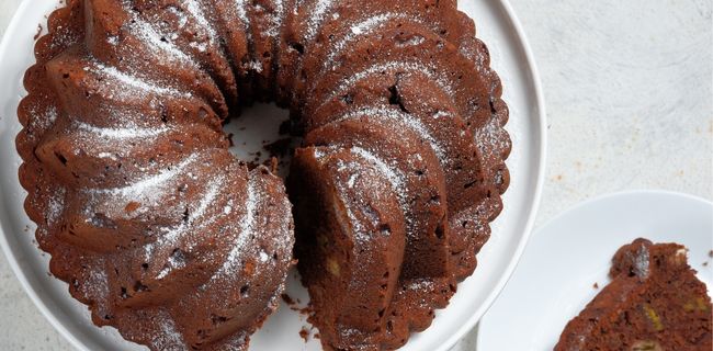 How to Make Chocolate Bundt Cake
