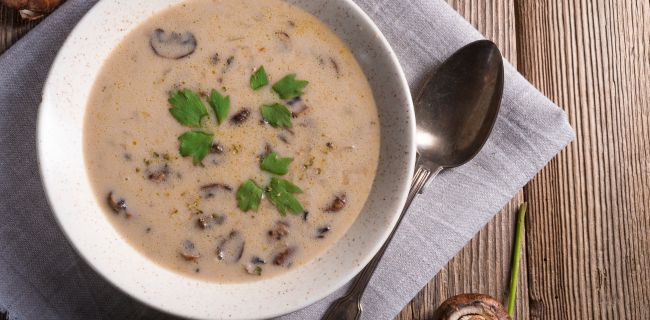 How to Make Creamy Mushroom Soup