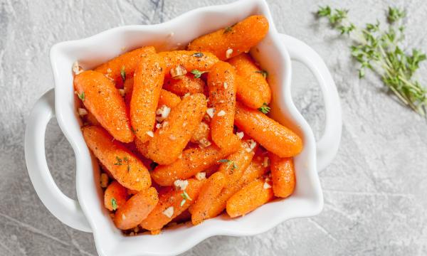 roasted carrots with honey and thyme