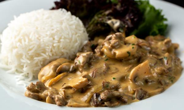 one-pot mushroom stroganoff one-pot vegetarian recipe