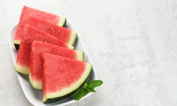 cut a watermelon