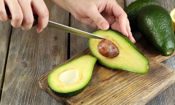 cut an avocado
